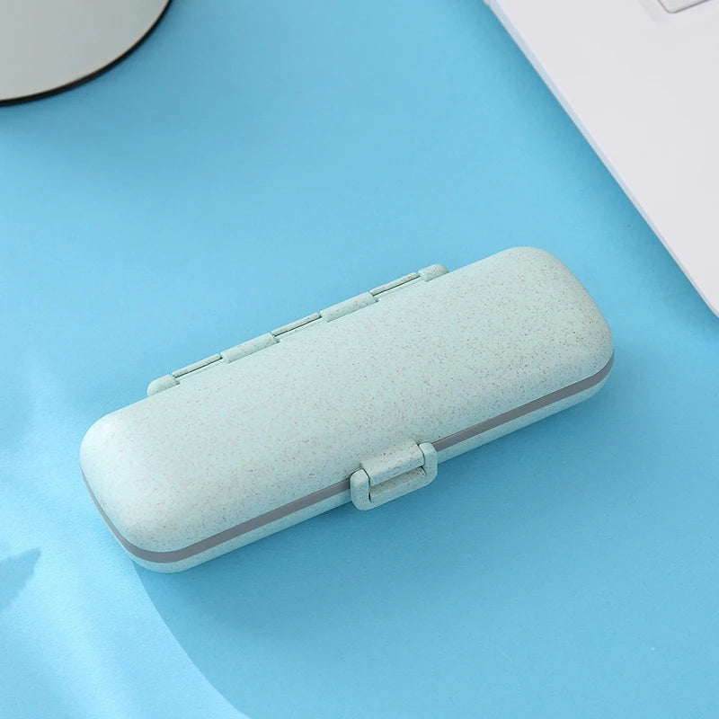 Portable Travel Pill Box | Compact Medication Organiser for The Elderly & People with Disabilities