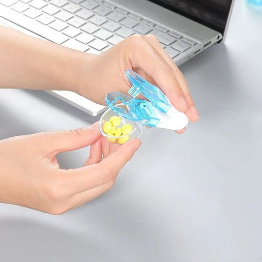Tablet Dispenser Tool – Easy Tablet Popper for the Elderly & Disabled