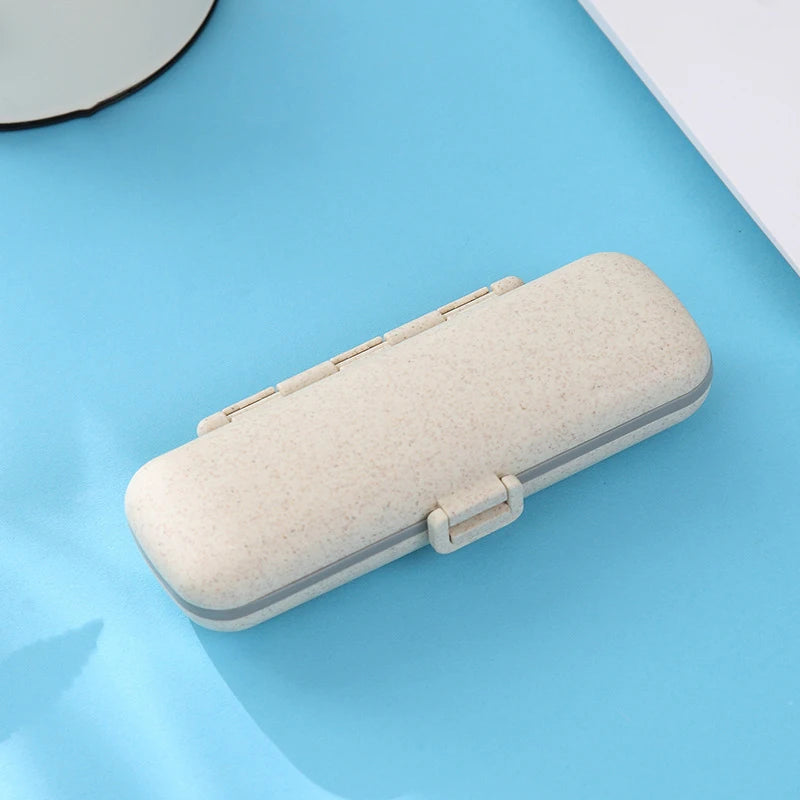 Portable Travel Pill Box | Compact Medication Organiser for The Elderly & People with Disabilities
